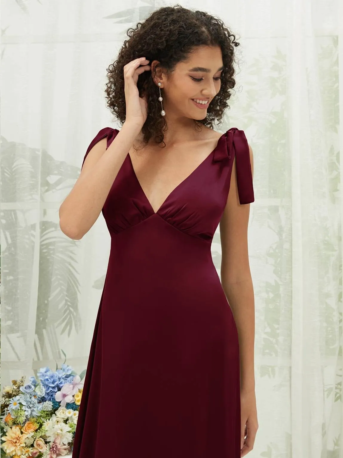 Burgundy V-Neck Detachable Bow Straps V-Neck Silk Satin Convertible Bridesmaid Dress Tea Length