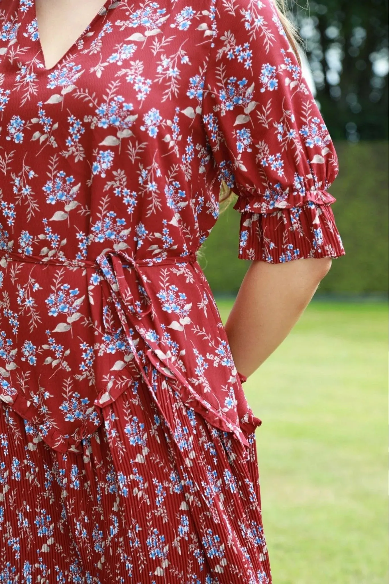 Double Second Red Floral Chiffon Pleat Detail Dress