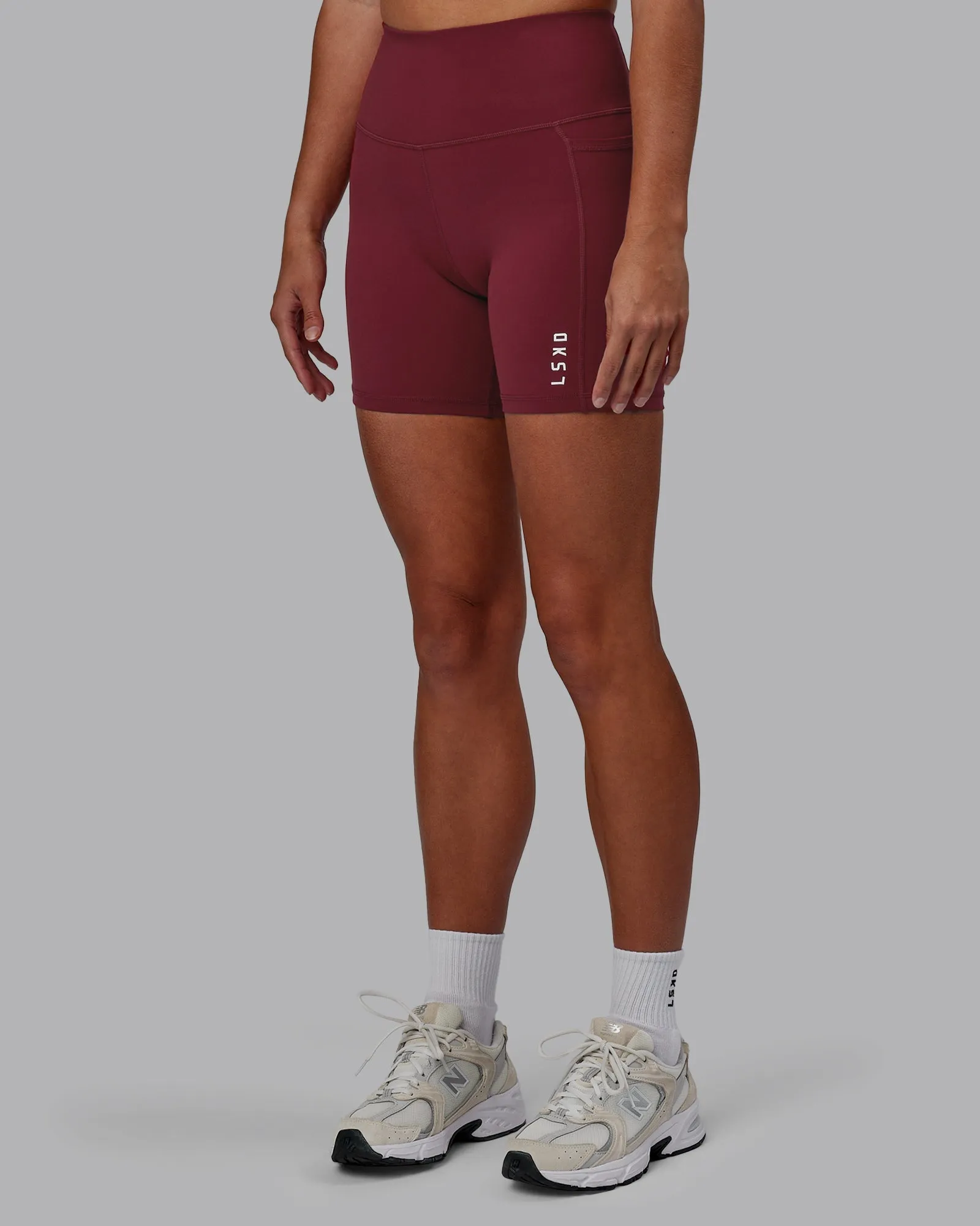 Flux Mid-Length Shorts - Cranberry