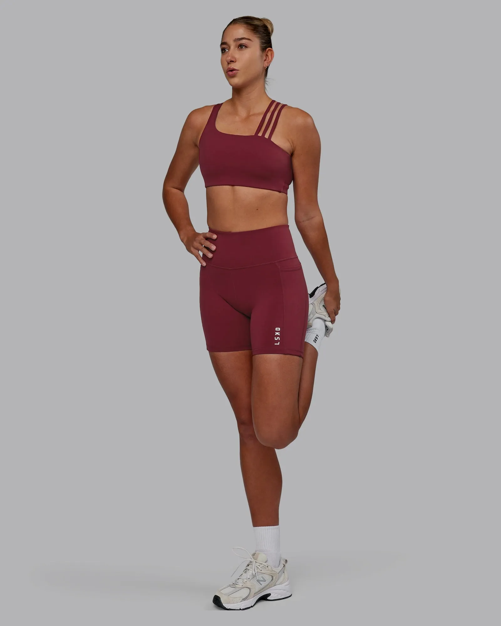 Flux Mid-Length Shorts - Cranberry