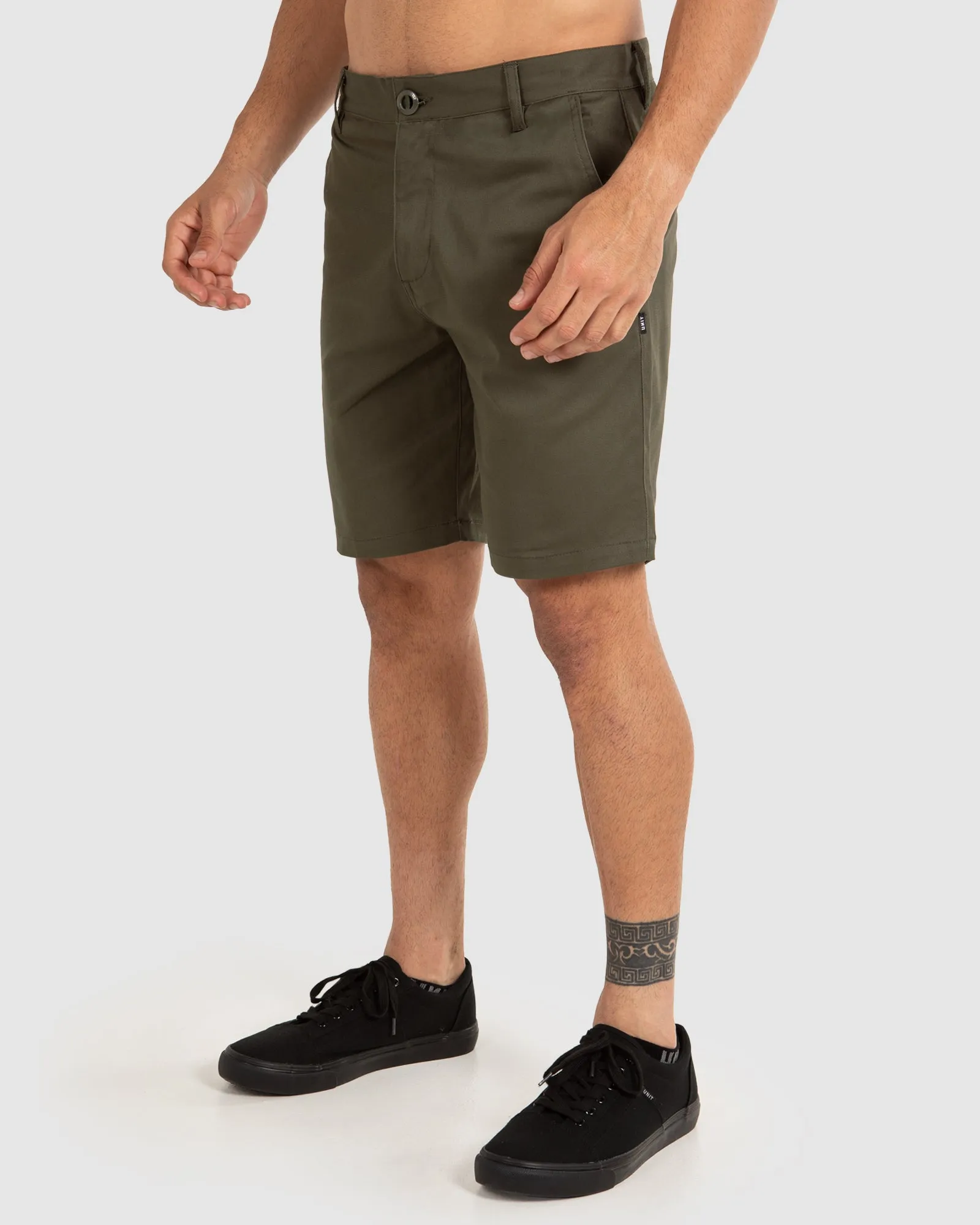 UNIT Mens Stable 19" Chino Shorts